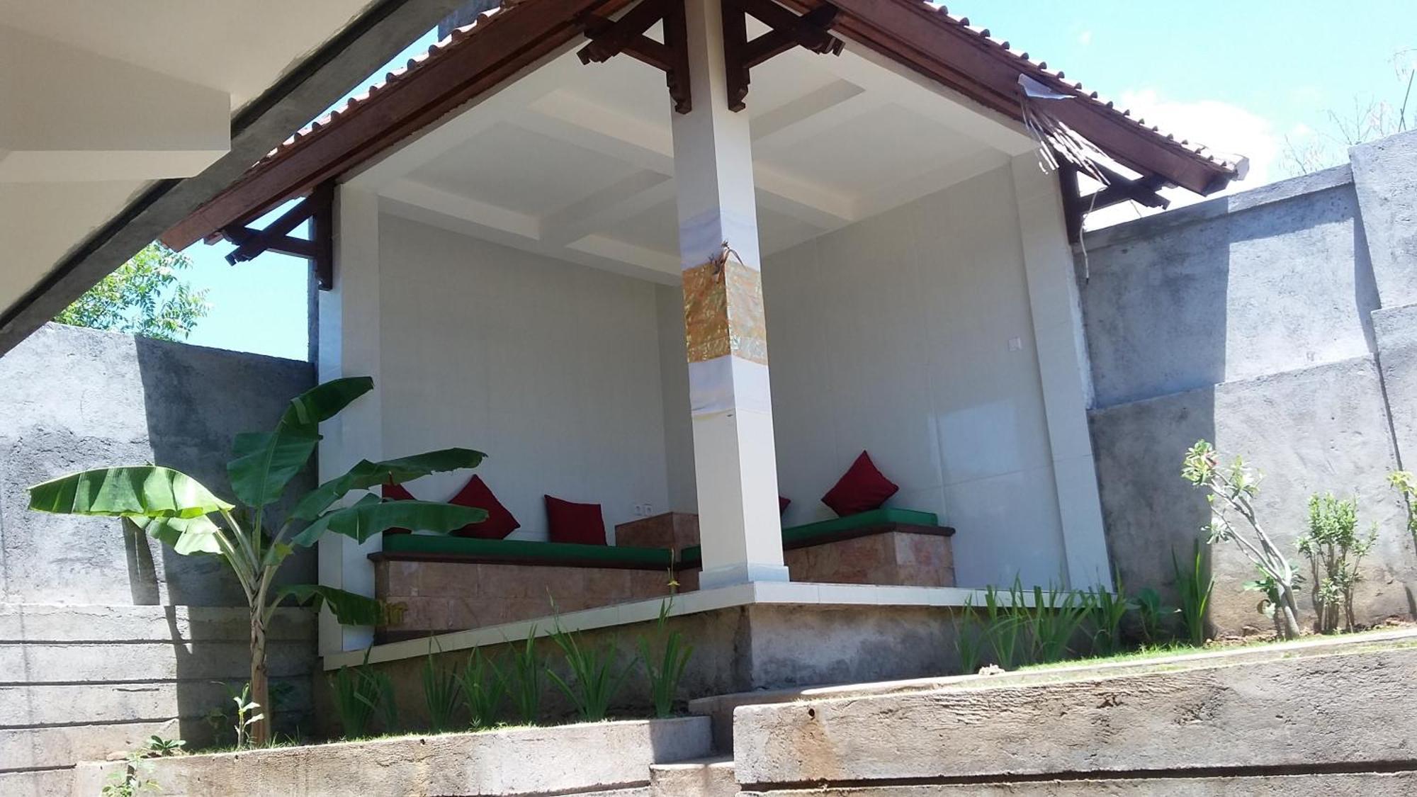 Barong Cafe Bungalow And Restaurant Amed Oda fotoğraf